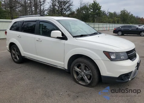 2017 Dodge Journey Crossroad z USA, uszkodzony, nr VIN 3C4PDDGGXHT513011